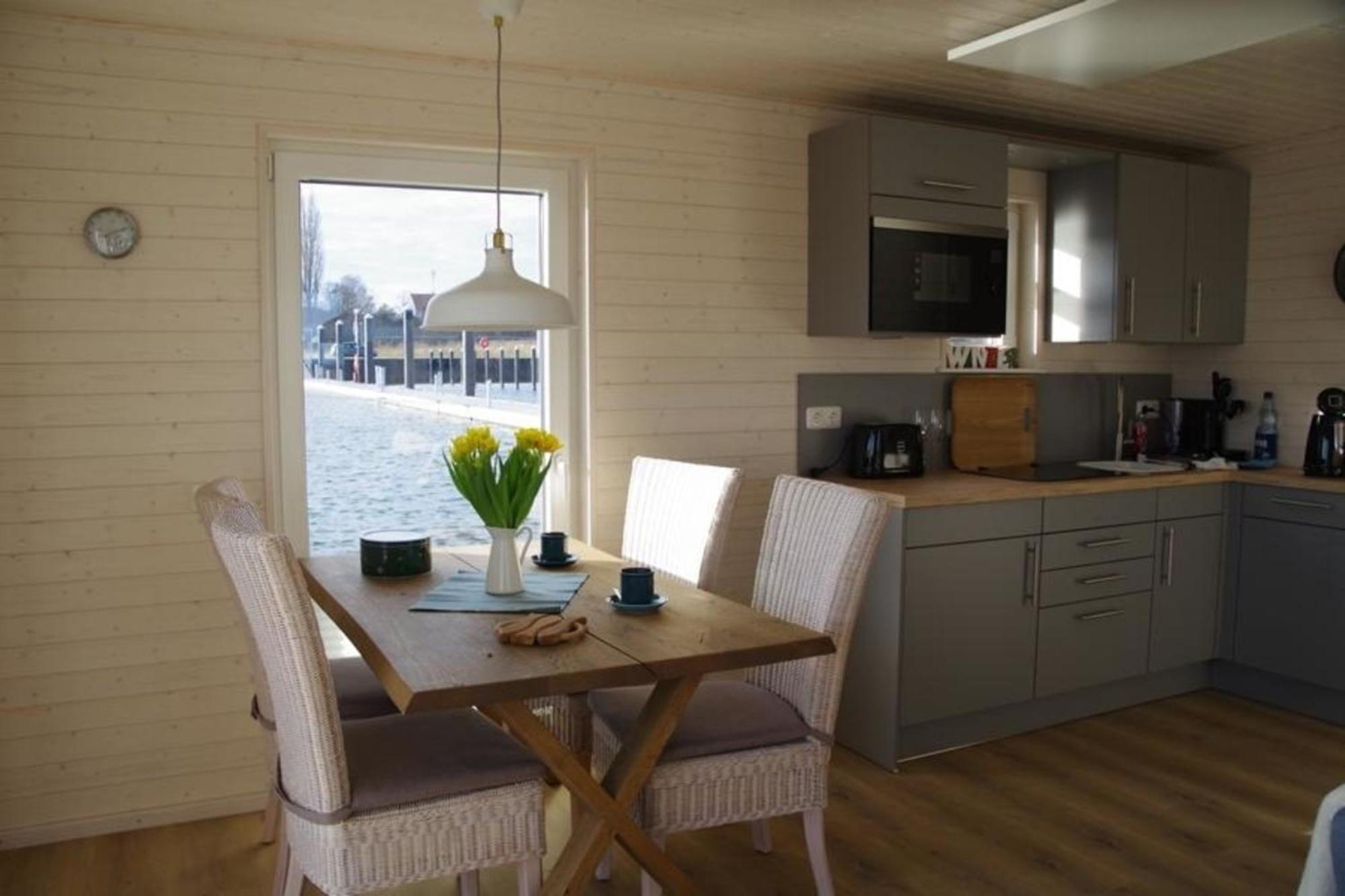 Hotel Hausboot Liliput Stralsund Zewnętrze zdjęcie