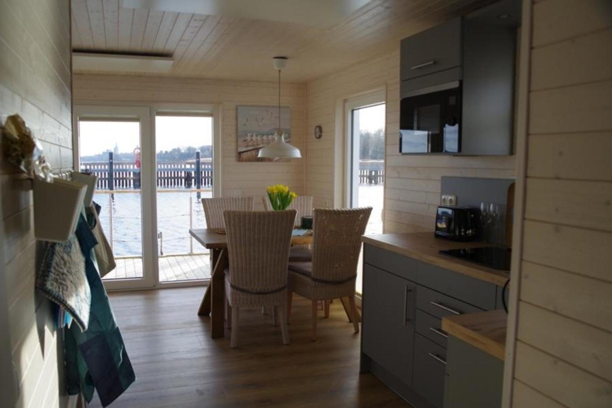 Hotel Hausboot Liliput Stralsund Zewnętrze zdjęcie