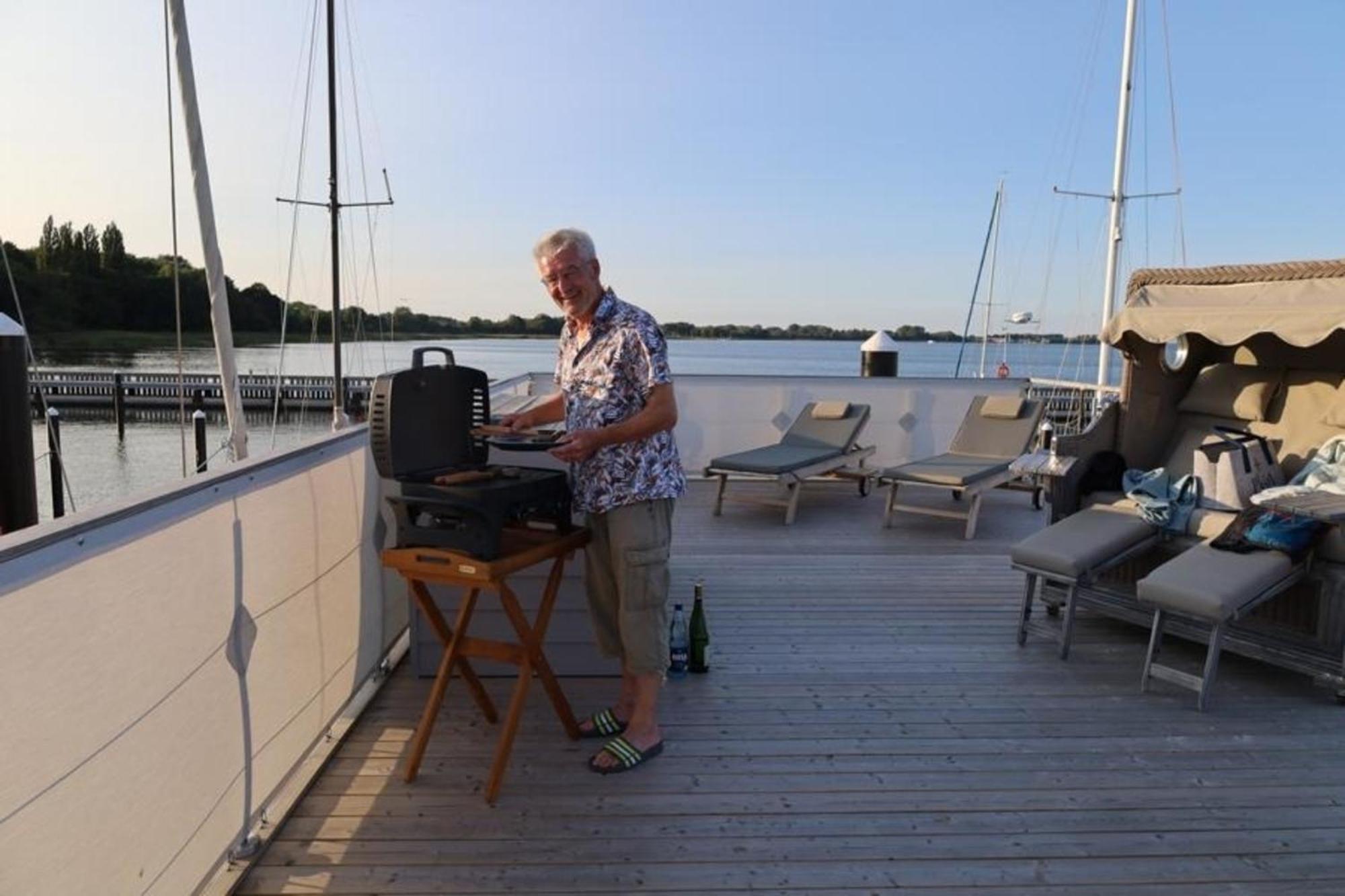 Hotel Hausboot Liliput Stralsund Zewnętrze zdjęcie