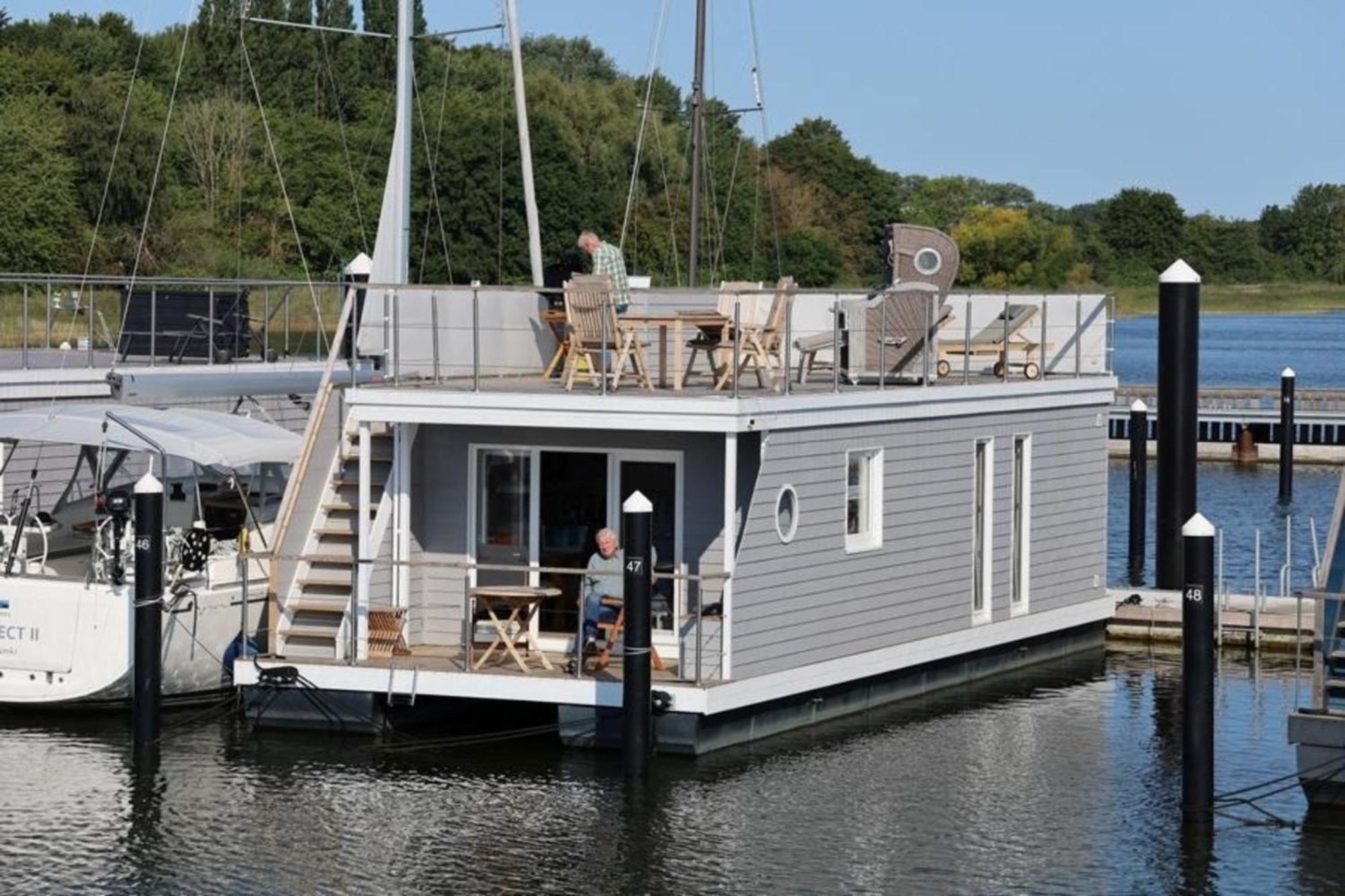 Hotel Hausboot Liliput Stralsund Zewnętrze zdjęcie